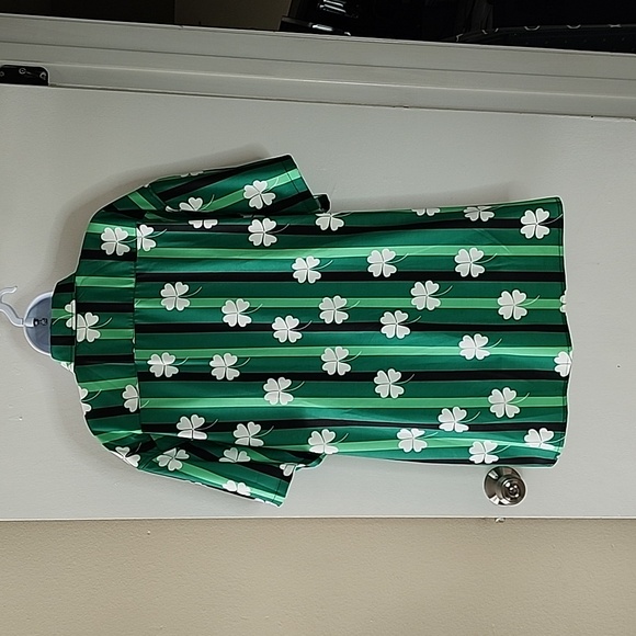 Men's Green Stripes Shamrock Funny Hawaiian Shirt, Size XXL - Picture 4 of 5